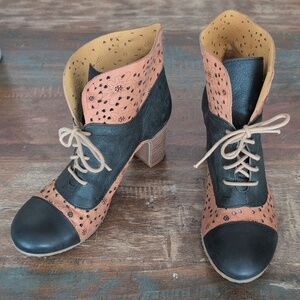 Brako Floral Perforated Tan & Black Leather Heeled Ankle Boots - Women's 38/7.5